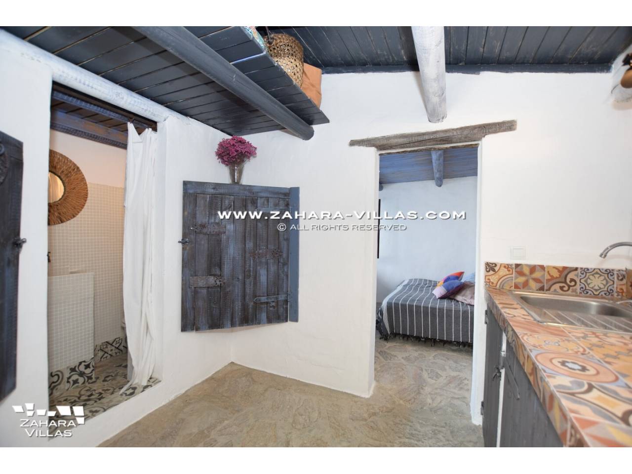 Imagen 45 de Chalet con maravilloso jardin y piscina privada en el pueblo de Zahara de los Atunes.