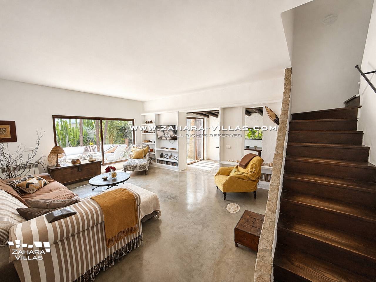 Imagen 13 de Chalet con maravilloso jardin y piscina privada en el pueblo de Zahara de los Atunes.