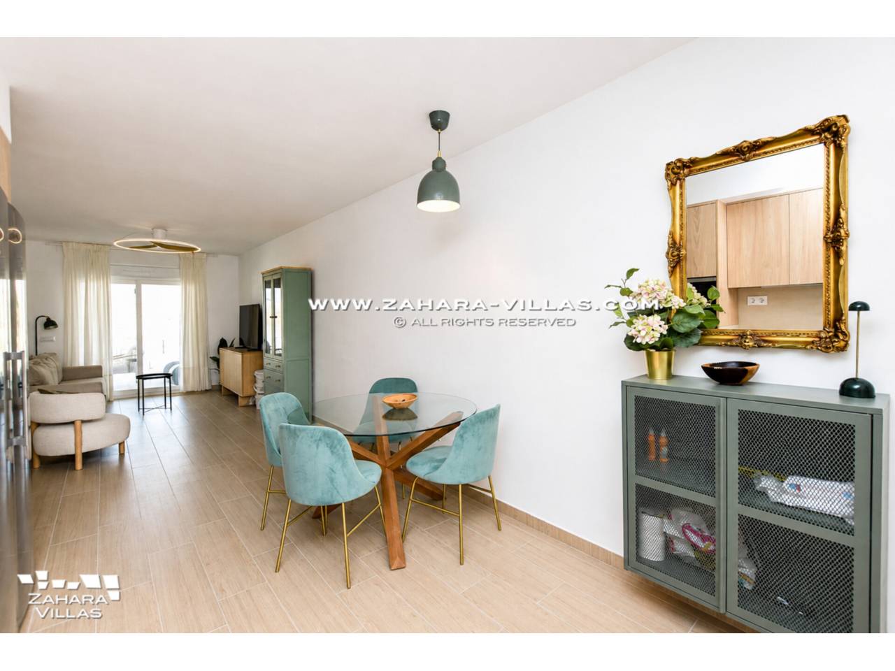 Imagen 6 de Casa en planta baja, de reciente construcción, con vistas al mar, en venta en Urb. Atardeceres, Atlanterra