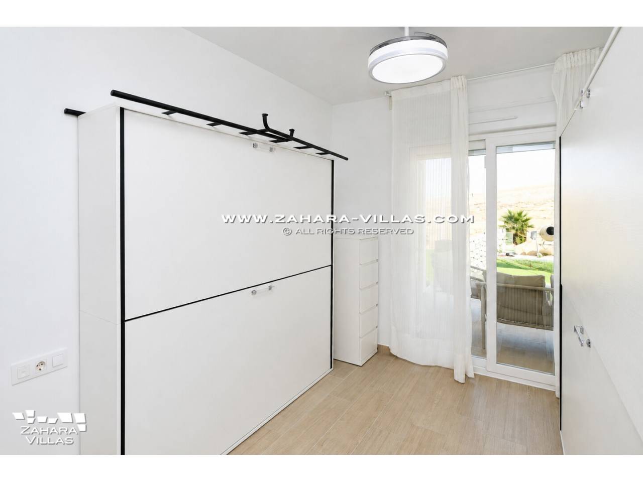 Imagen 17 de Casa en planta baja, de reciente construcción, con vistas al mar, en venta en Urb. Atardeceres, Atlanterra