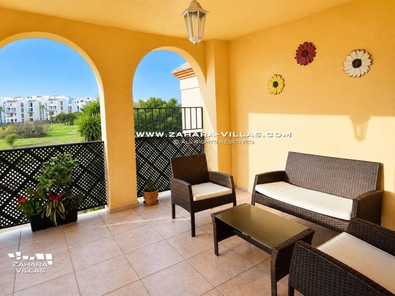 Imagen 3 de Apartamento en venta en Urb. Jardines de Zahara, Atlanterra.