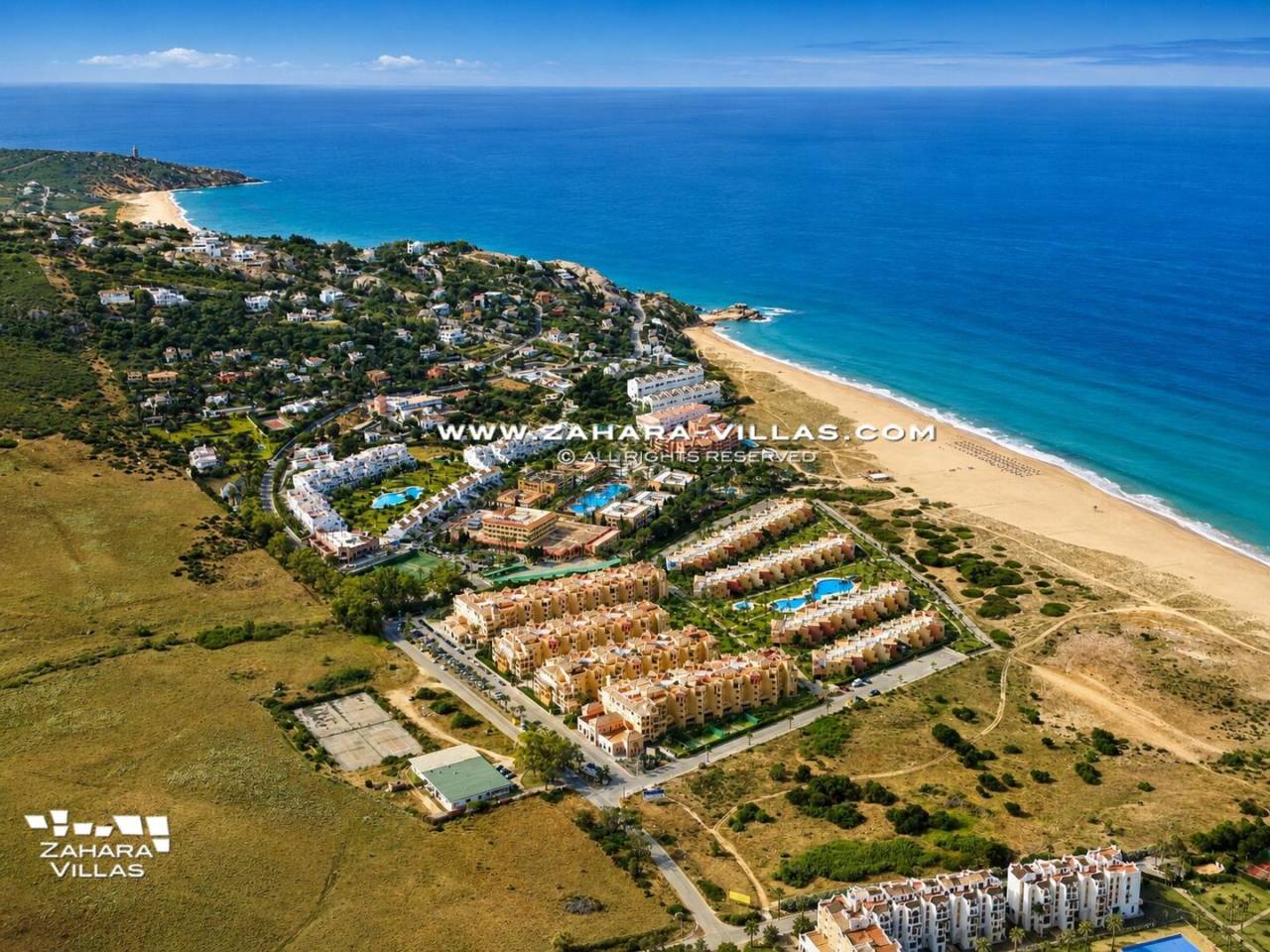 Imagen 2 de Apartamento en venta en Urb. Jardines de Zahara, Atlanterra.