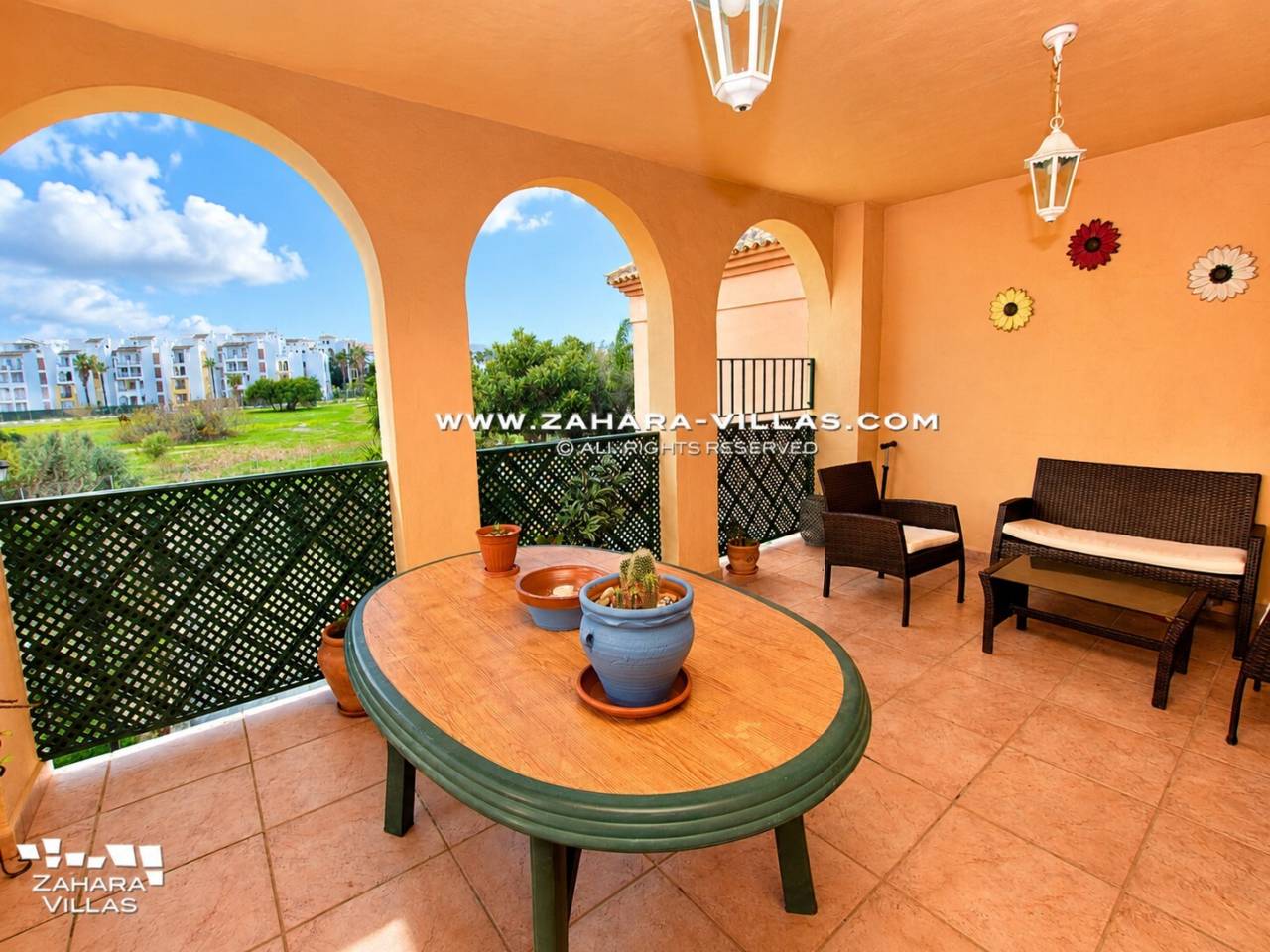 Imagen 4 de Apartamento en venta en Urb. Jardines de Zahara, Atlanterra.
