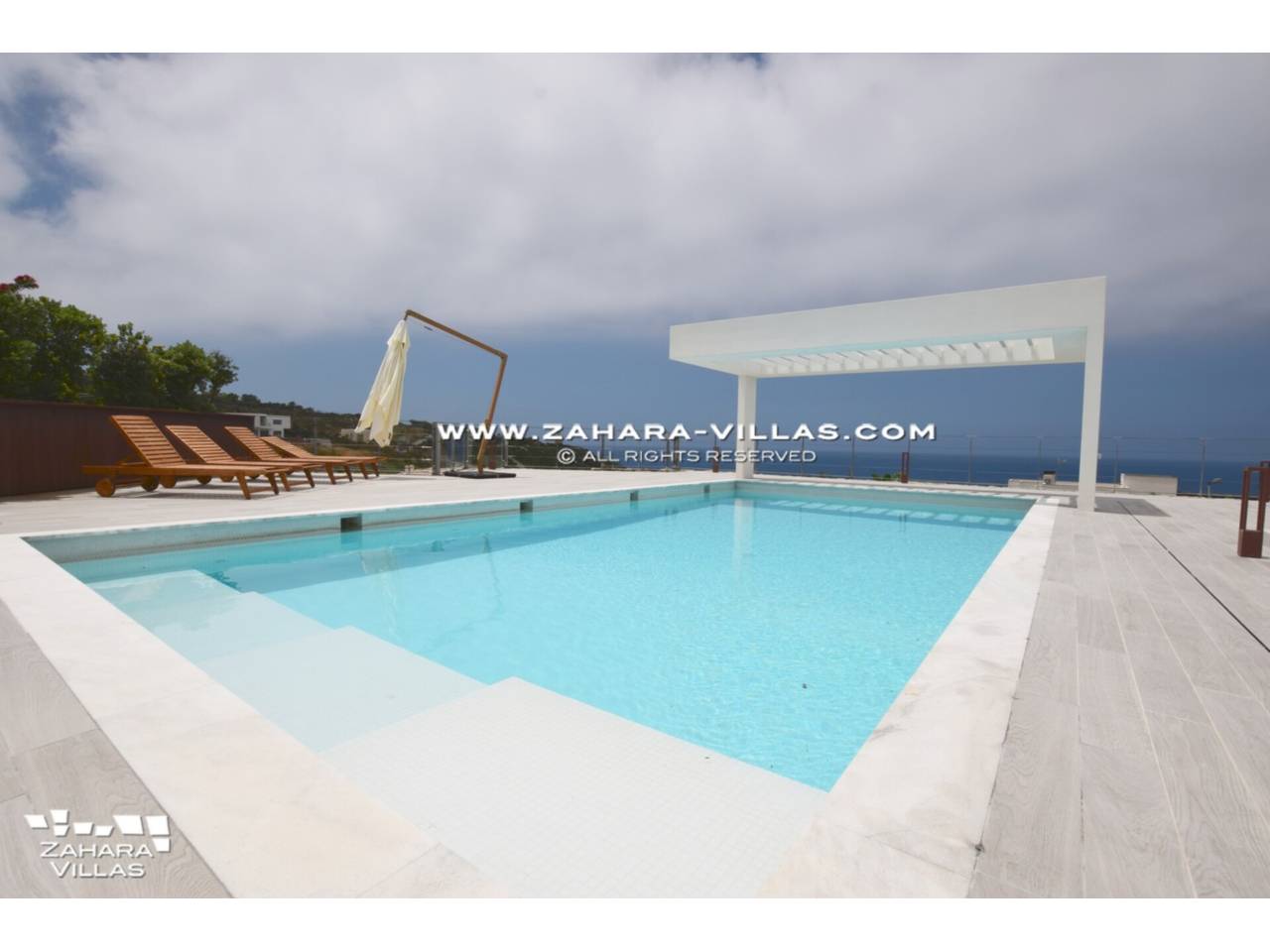 Imagen 1 de New Construction of  the 1º PASSIVHAUS Villa  for sale in Atlanterra