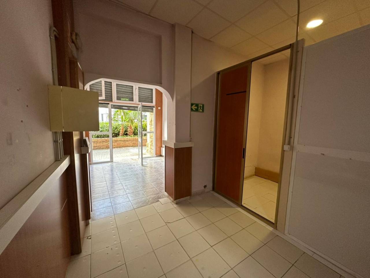 magatzem en reus · centre € magatzem en reus · centre €