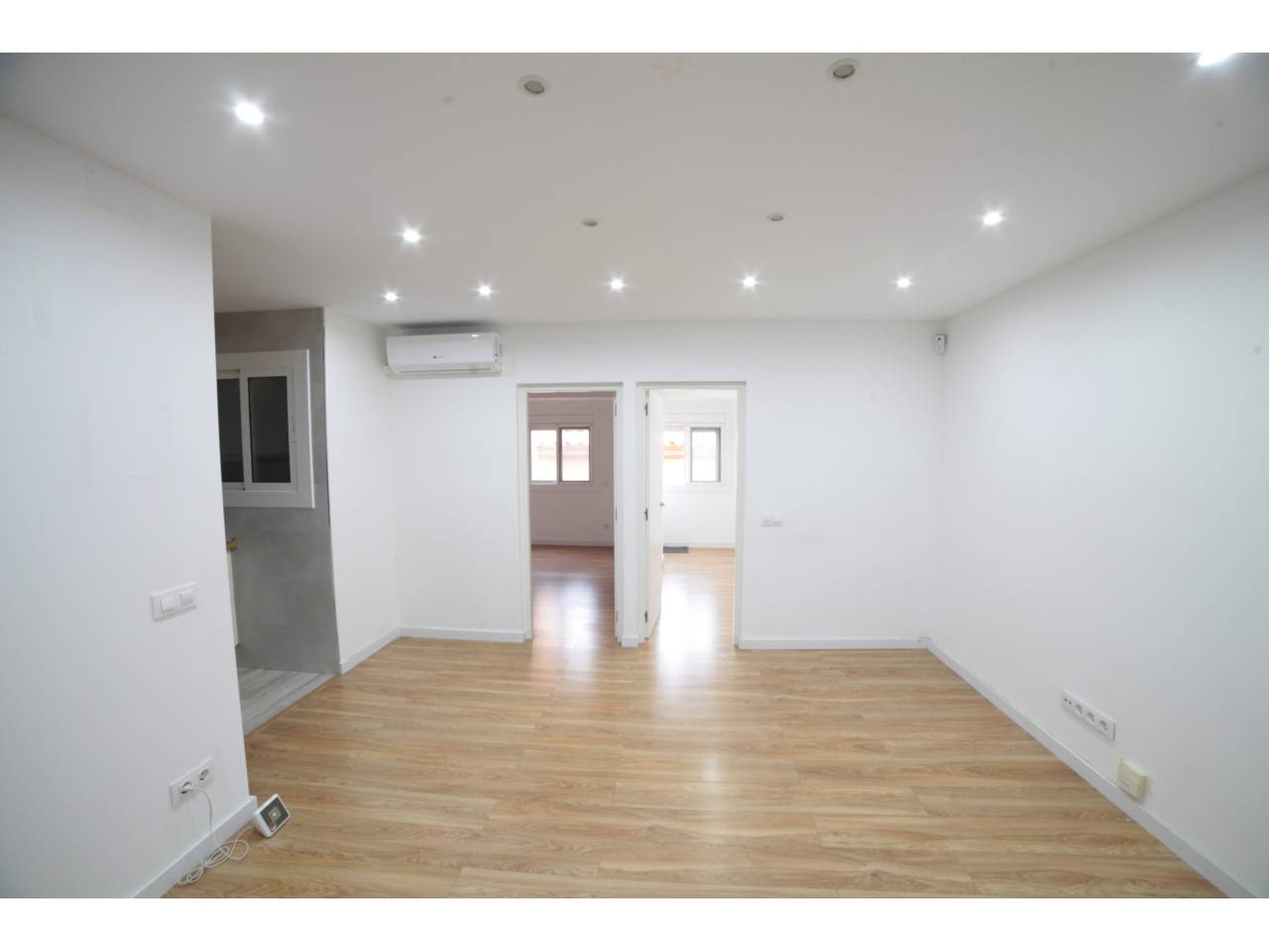 pisos en cornella-de-llobregat · almeda €