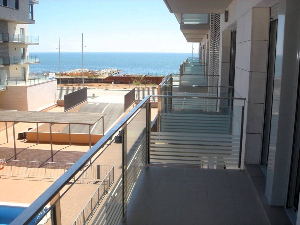 Pisos en Badalona / Port refBVGH0905 · Don Casa Real Estate