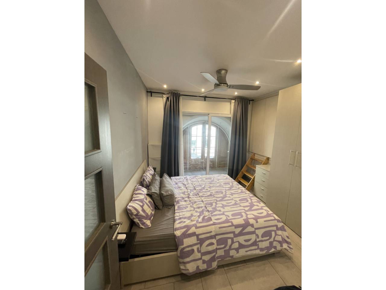 pisos en barcelona-capital · la-sagrada-familia 279000.00€