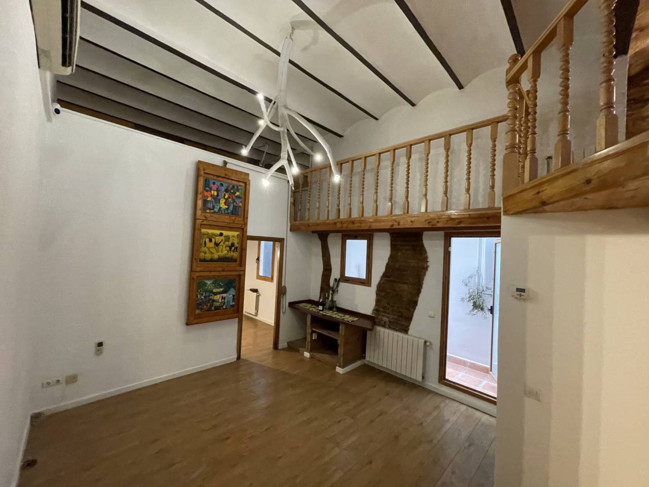 duplex en barcelona-capital · el-poble-sec 380000.00€