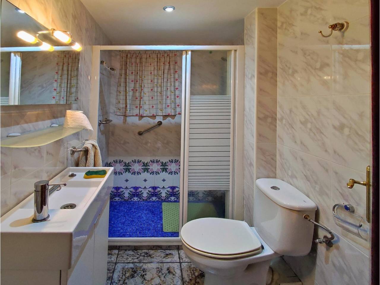 pisos en cornella-de-llobregat · el-pedro 340000.00€