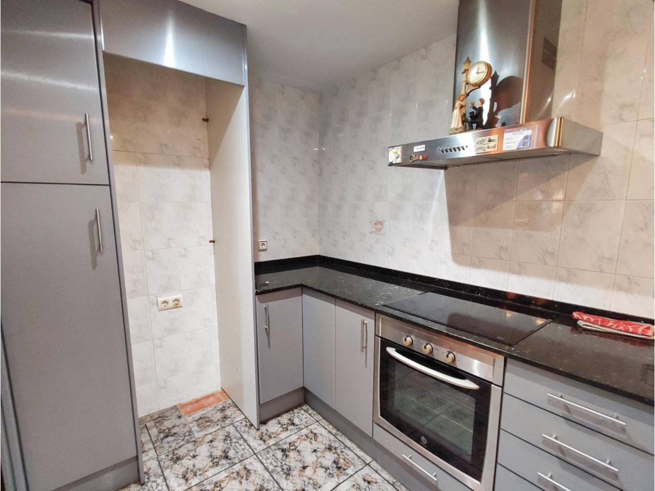 pisos en cornella-de-llobregat · el-pedro 340000.00€