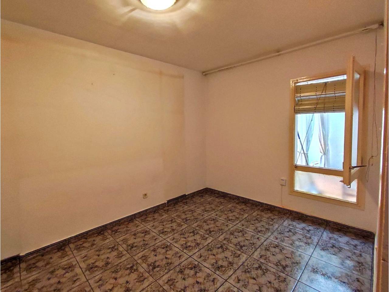 pisos en cornella-de-llobregat · el-pedro 340000.00€