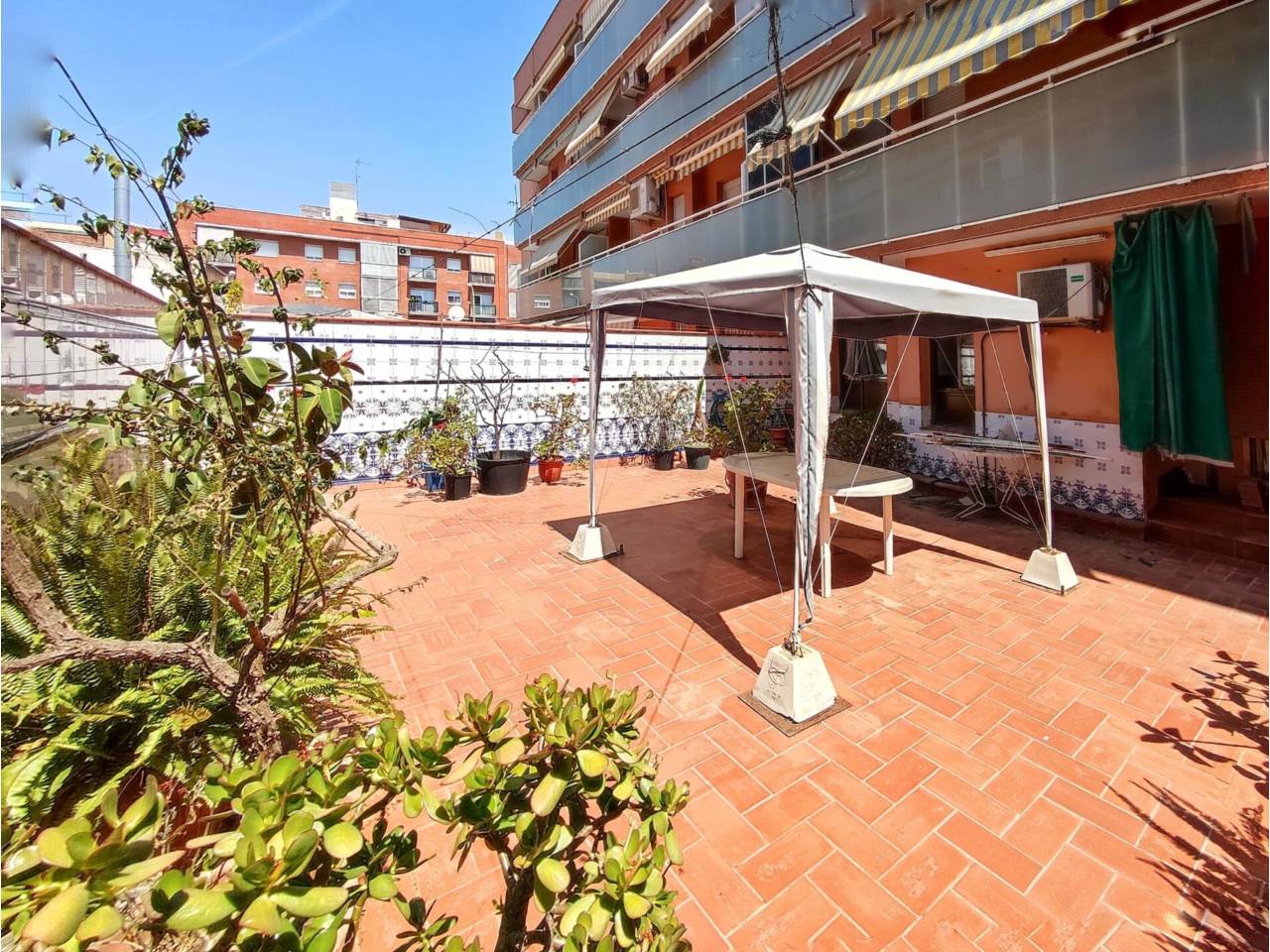 pisos en cornella-de-llobregat · el-pedro 340000.00€