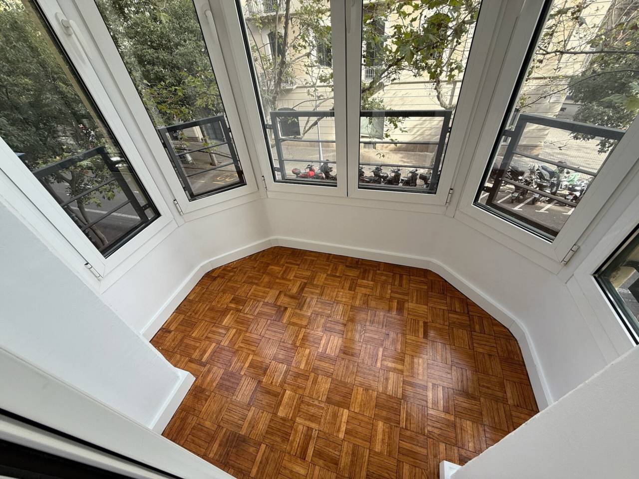 oficinas en barcelona-capital · la-vila-de-gracia €