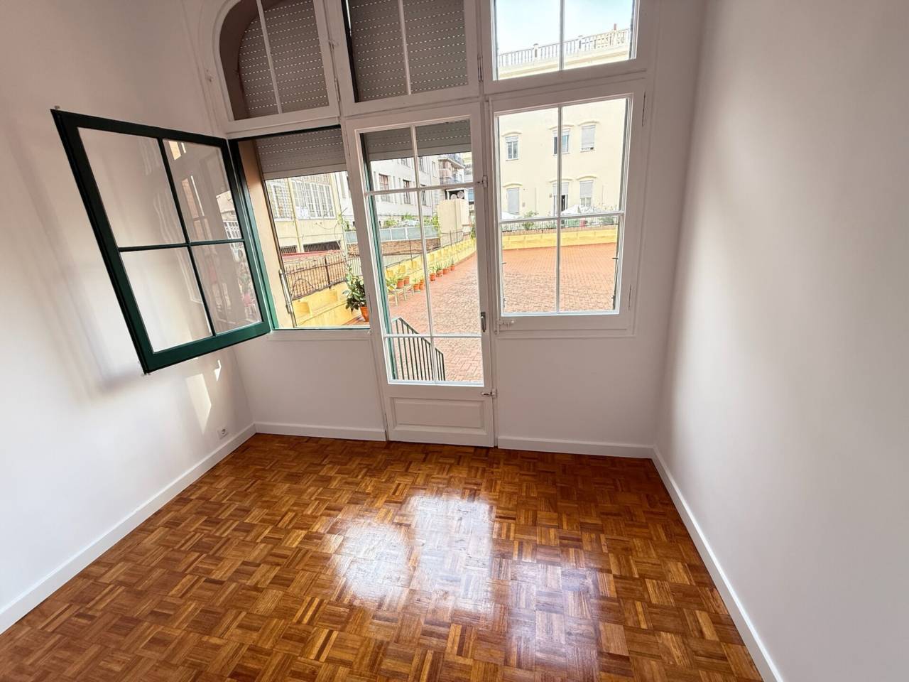 oficinas en barcelona-capital · la-vila-de-gracia €