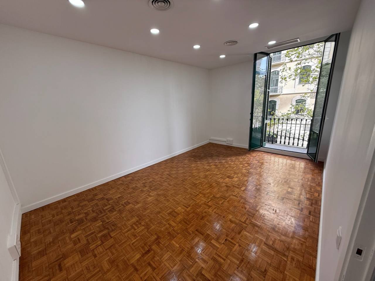 oficinas en barcelona-capital · la-vila-de-gracia €