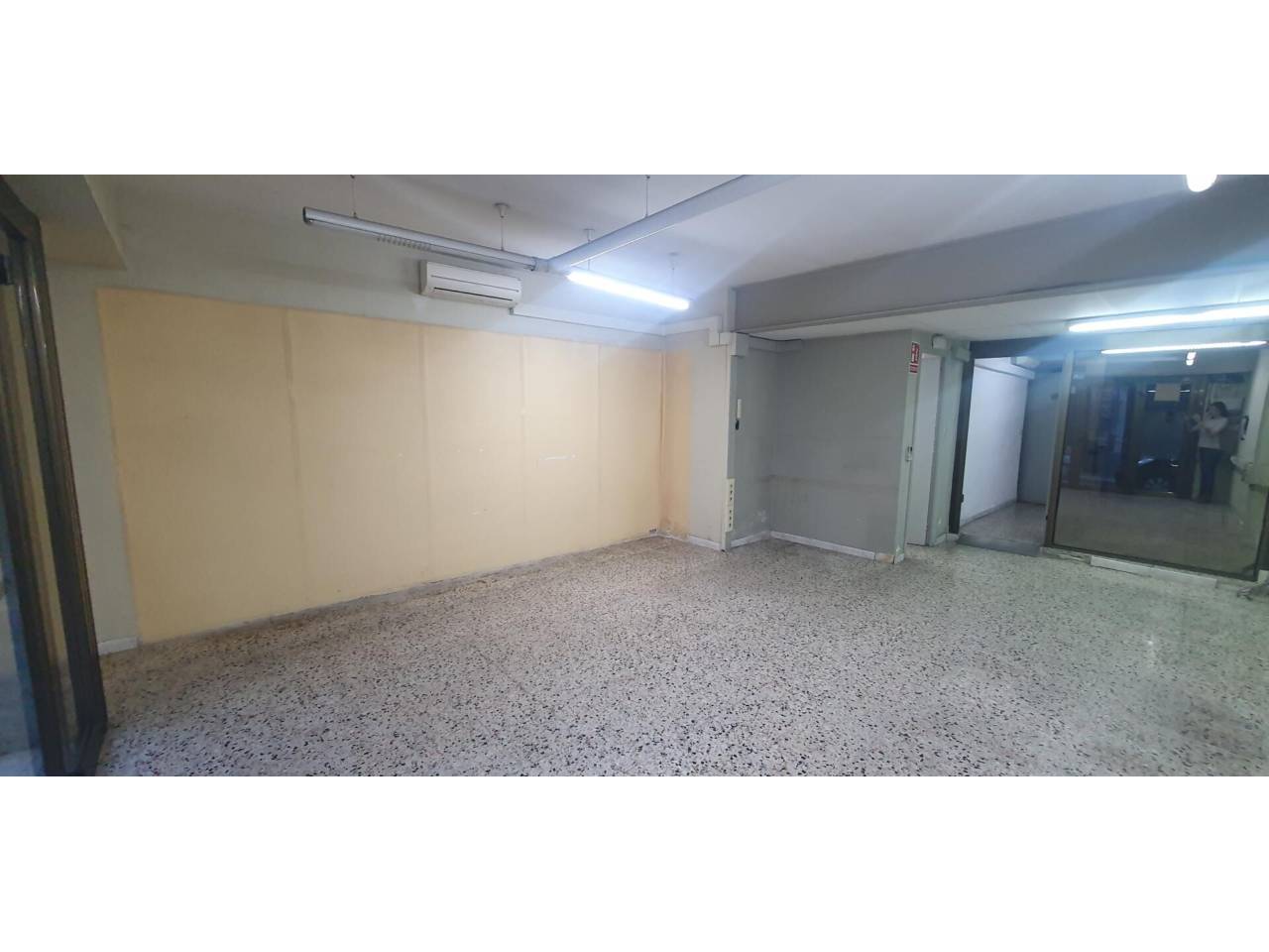 locales-comerciales en barcelona-capital · el-camp-de-l'arpa-del-clot 210000.00€