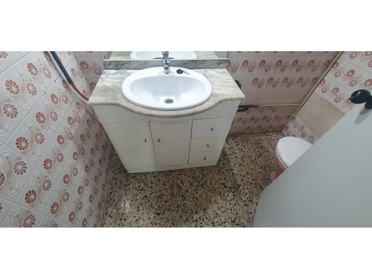 locales-comerciales en barcelona-capital · el-camp-de-l'arpa-del-clot 210000.00€