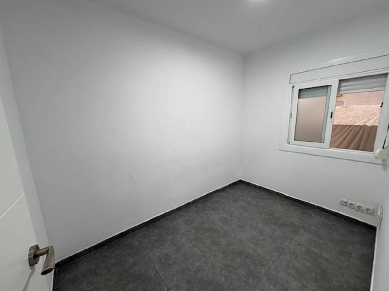 pisos en esplugues-de-llobregat · esplugues-de-llobregat 199900.00€