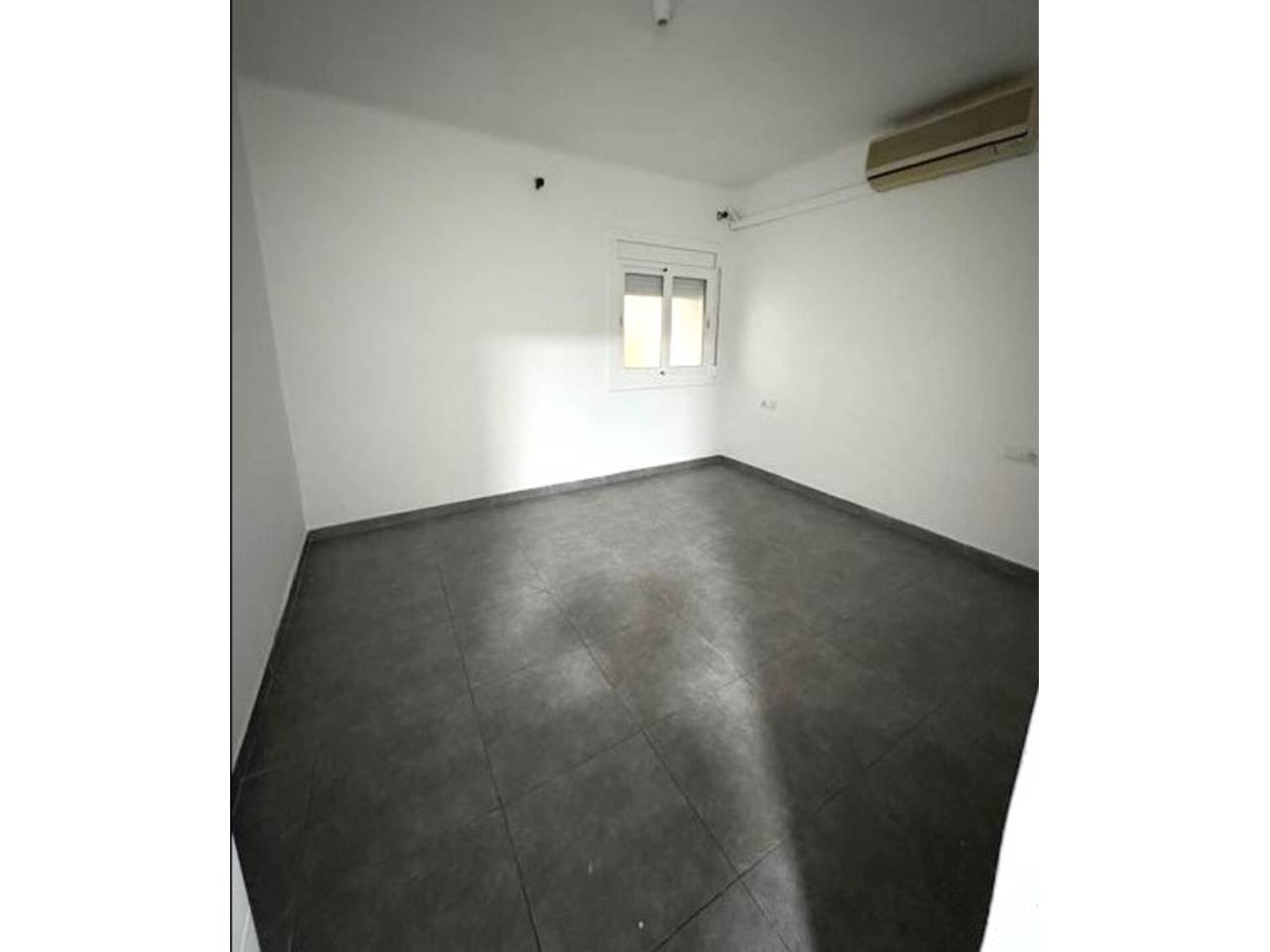 pisos en esplugues-de-llobregat · esplugues-de-llobregat 199900.00€