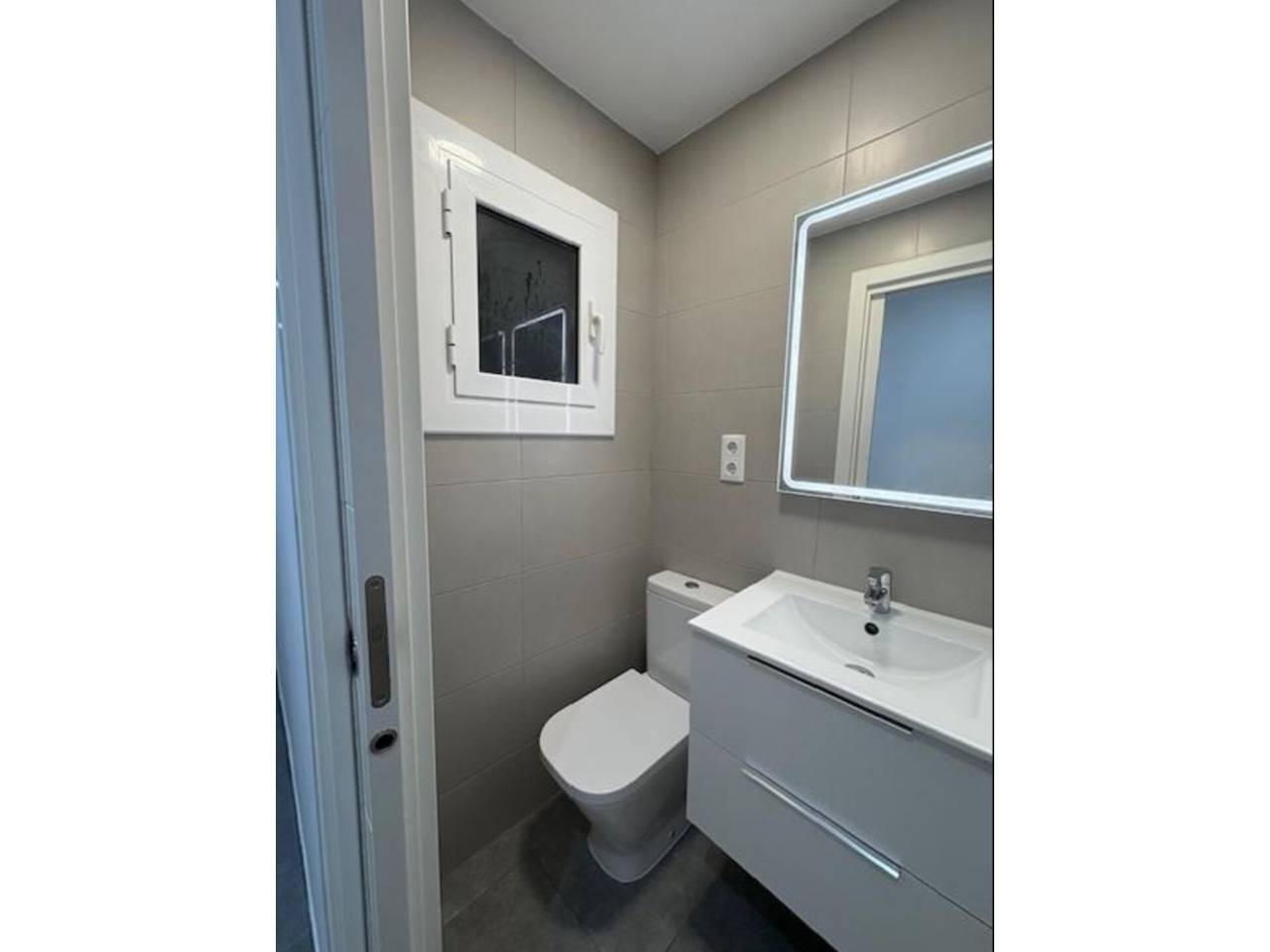 pisos en esplugues-de-llobregat · esplugues-de-llobregat 199900.00€