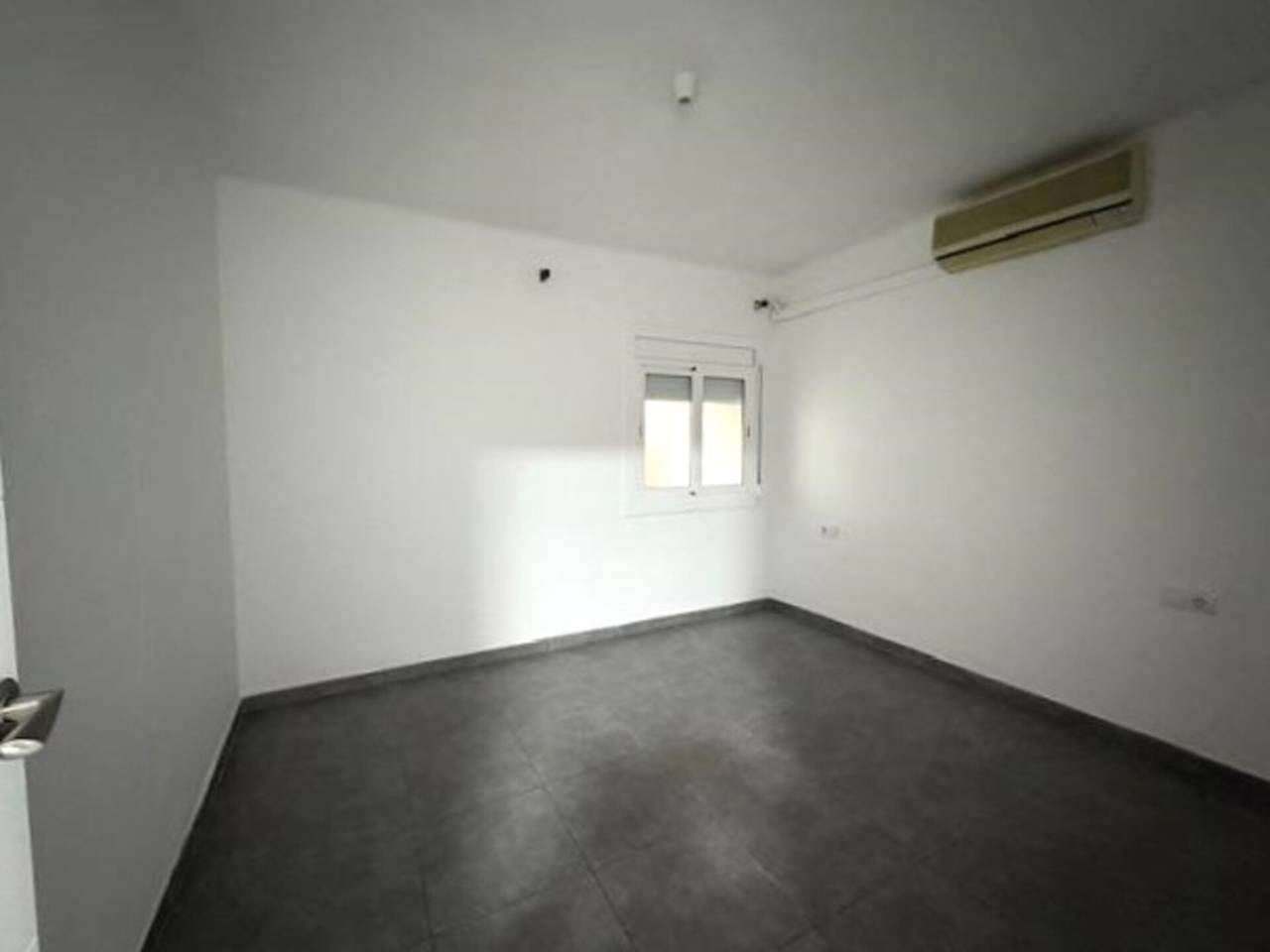 pisos en esplugues-de-llobregat · esplugues-de-llobregat 199900.00€