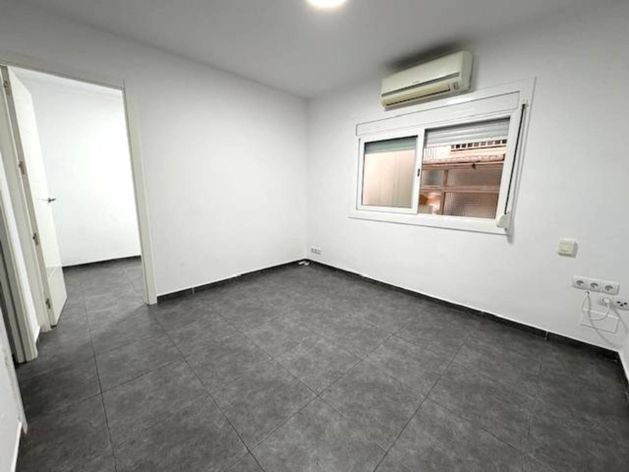 pisos en esplugues-de-llobregat · esplugues-de-llobregat 199900.00€