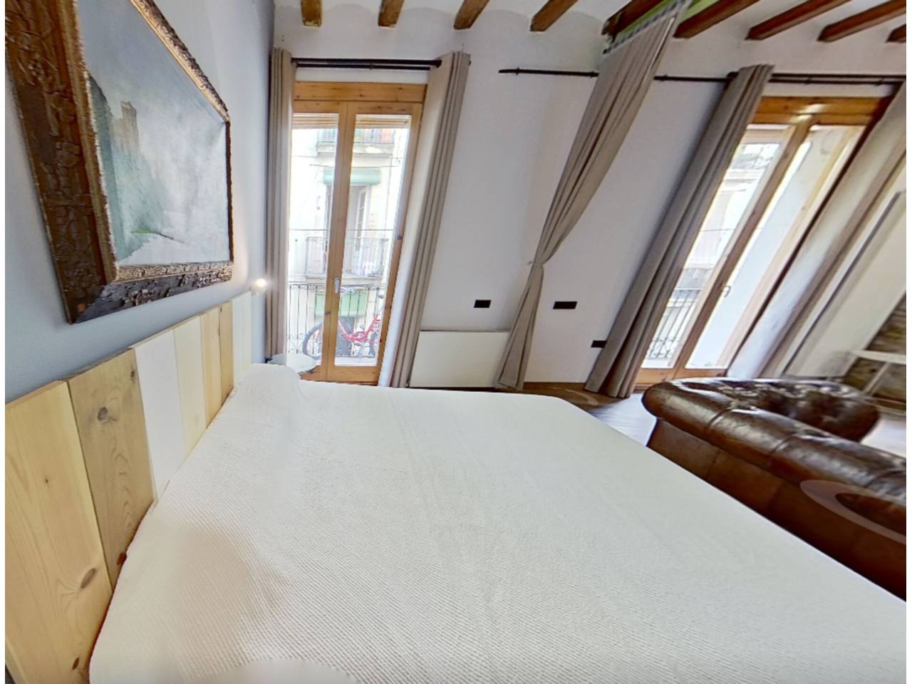 pisos en barcelona-capital · el-raval 329000.00€