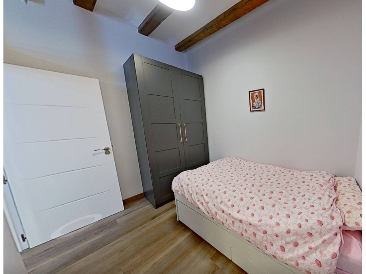 pisos en barcelona-capital · el-raval 329000.00€