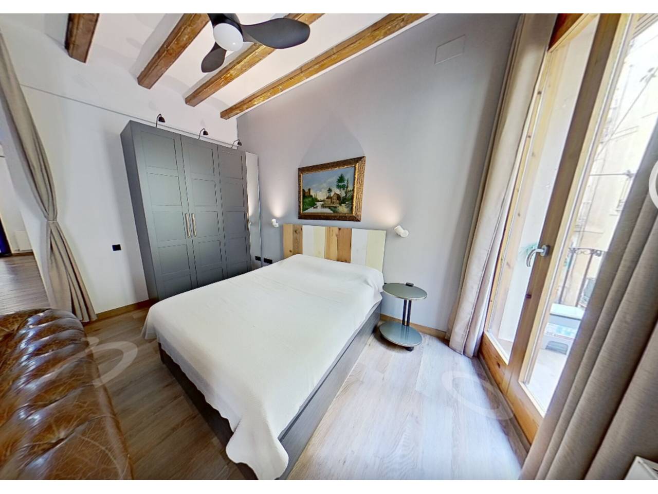 pisos en barcelona-capital · el-raval 329000.00€