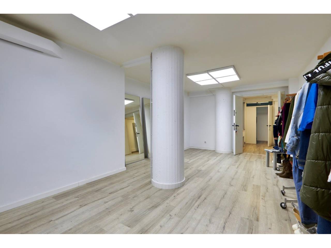 locales-comerciales en barcelona-capital · sant-gervasi-galvany 1150000.00€