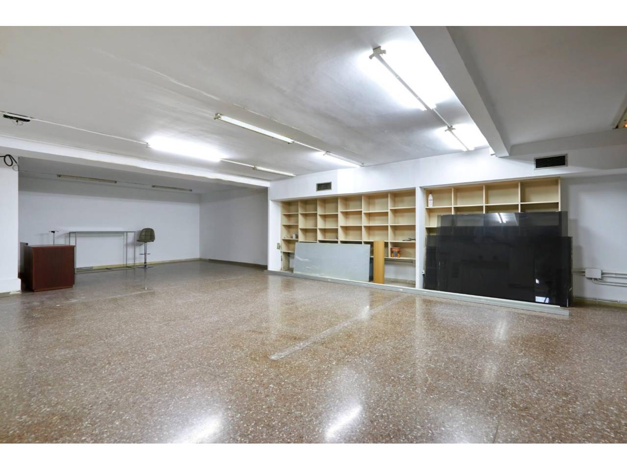locales-comerciales en barcelona-capital · sant-gervasi-galvany 1150000.00€