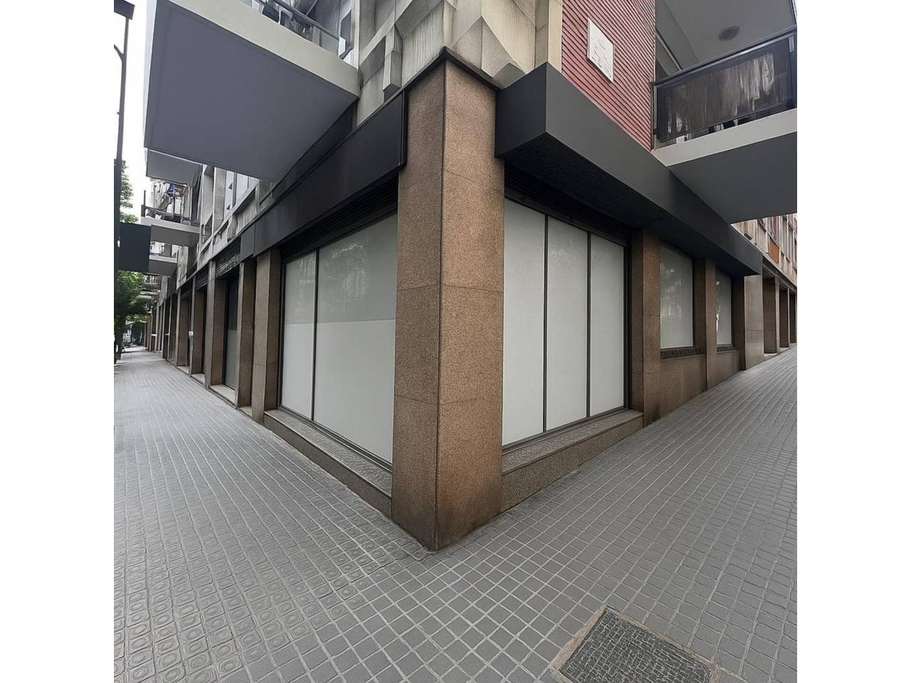 locales-comerciales en barcelona-capital · sant-gervasi-galvany 1150000.00€
