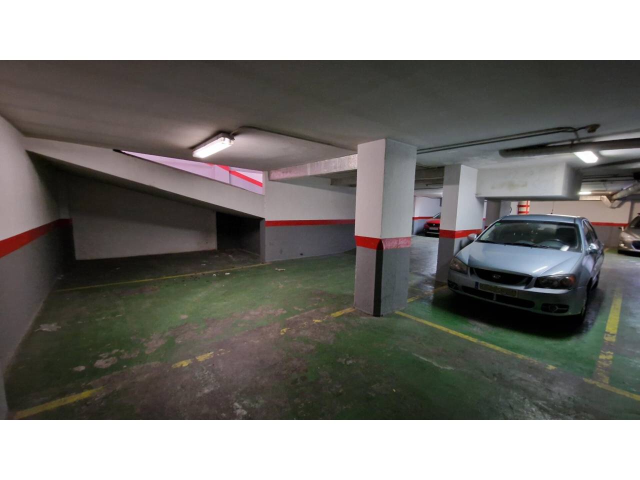 locales-comerciales en l'hospitalet-de-llobregat · collblanc 198000.00€