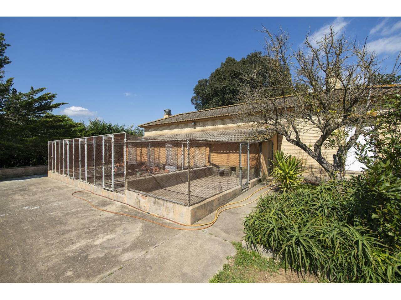 casa en cornella-del-terri · cornella-del-terri 940000.00€