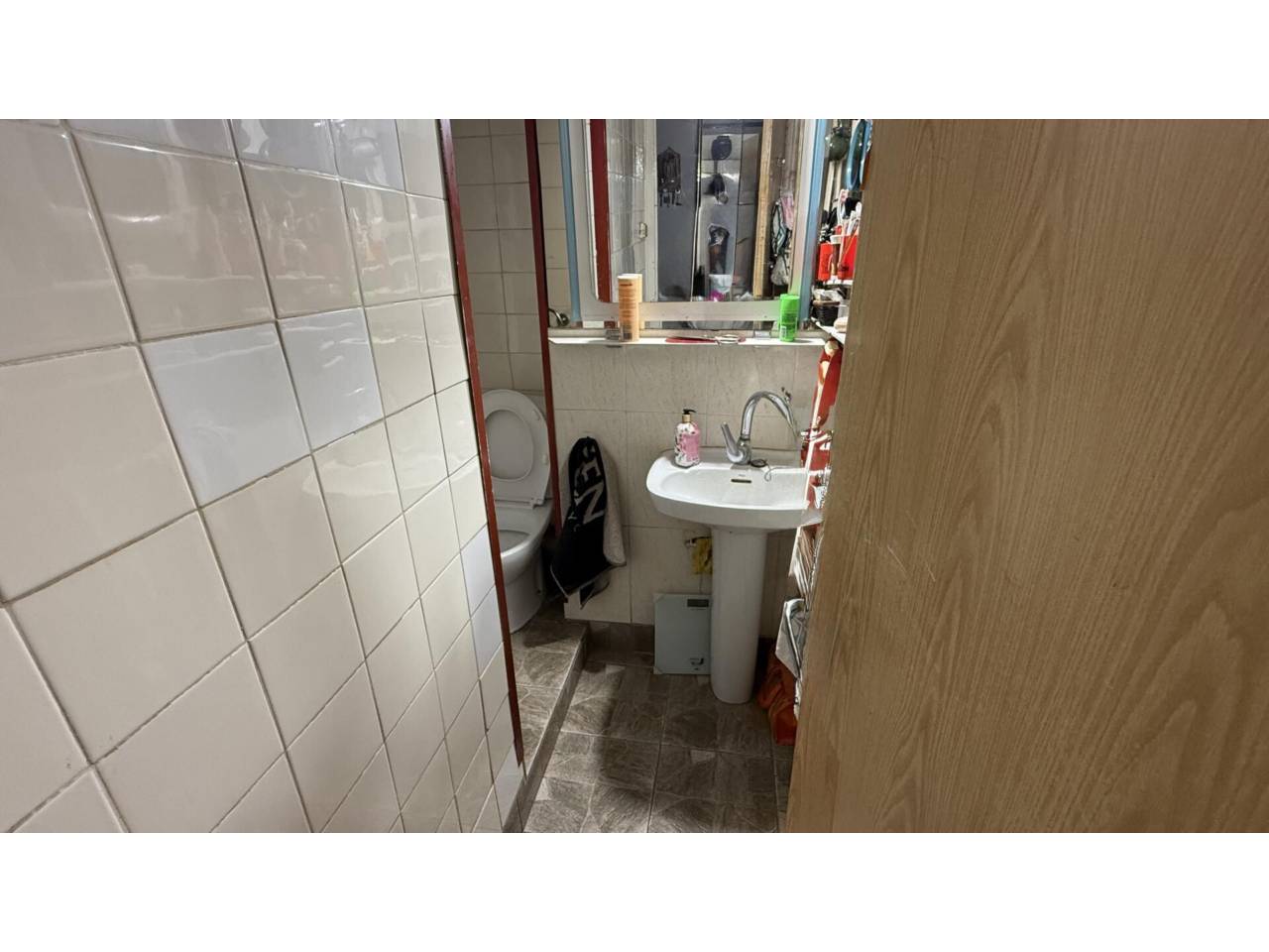 edificio en esplugues-de-llobregat · esplugues-de-llobregat 1100000.00€