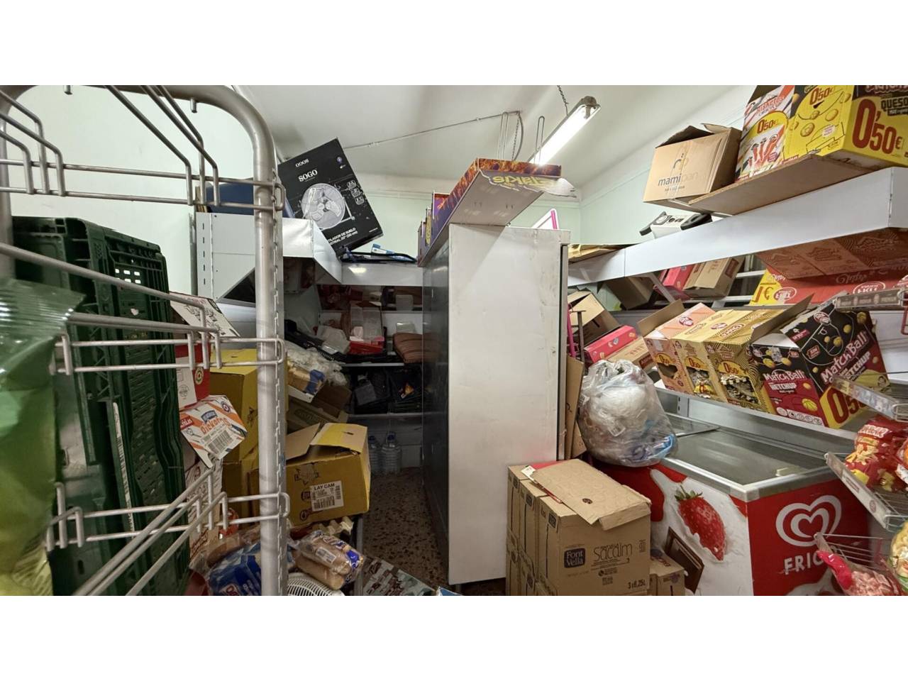 edificio en esplugues-de-llobregat · esplugues-de-llobregat 1100000.00€