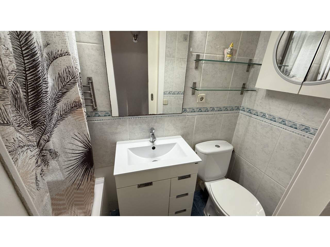 pisos en l'hospitalet-de-llobregat · la-torrassa 165000.00€