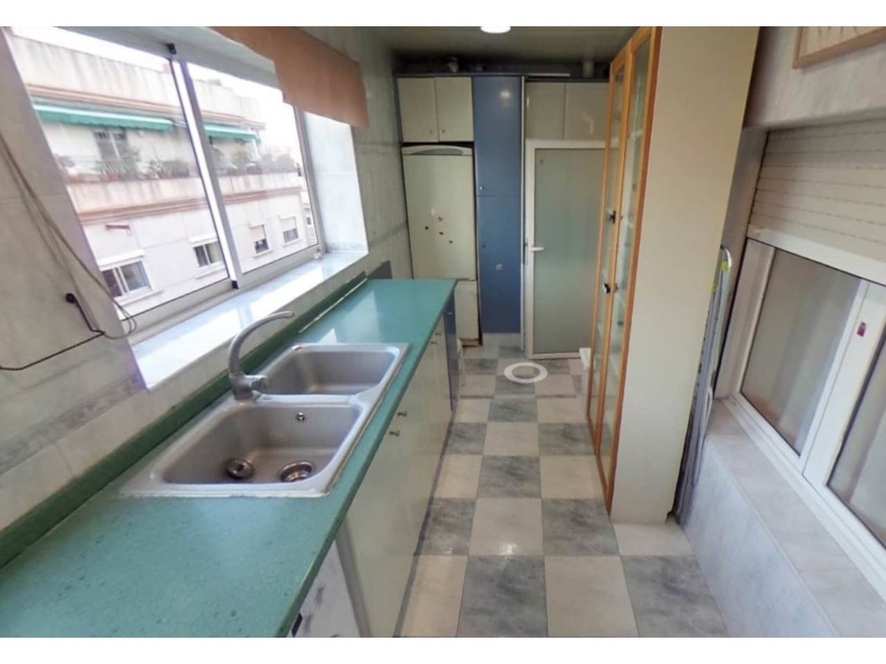 pisos en l'hospitalet-de-llobregat · la-torrassa 165000.00€