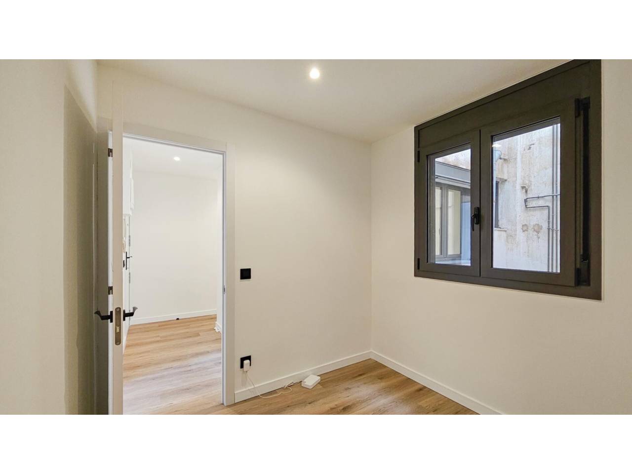 pisos en cornella-de-llobregat · almeda 263000.00€