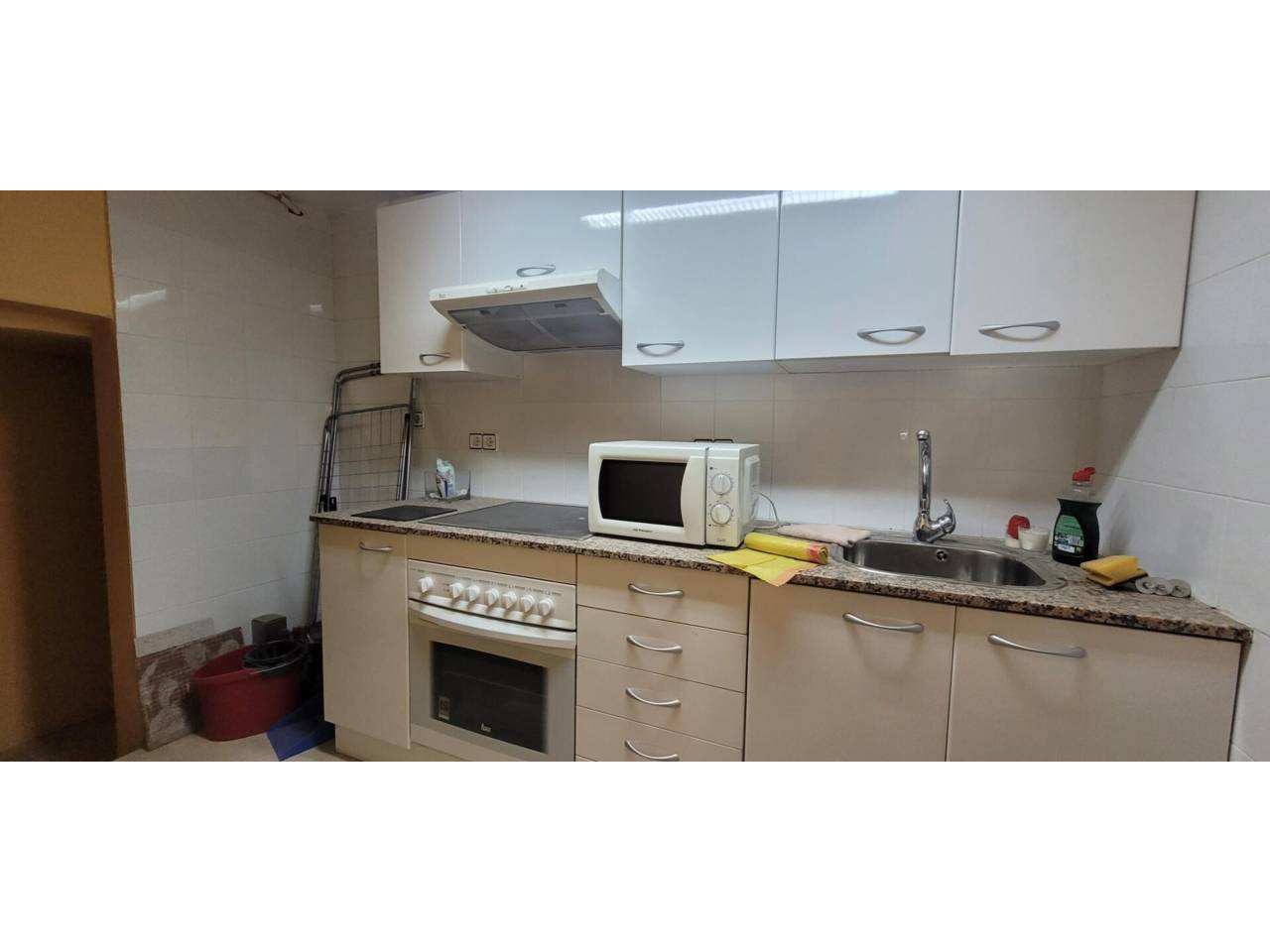 locales-comerciales en barcelona-capital · sant-antoni 430000.00€