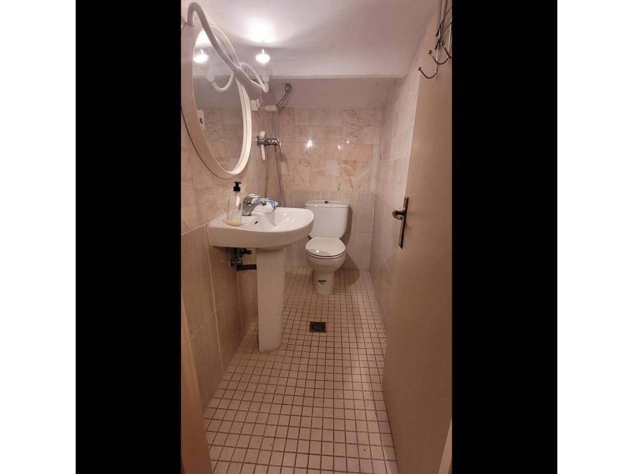 locales-comerciales en barcelona-capital · sant-antoni 430000.00€