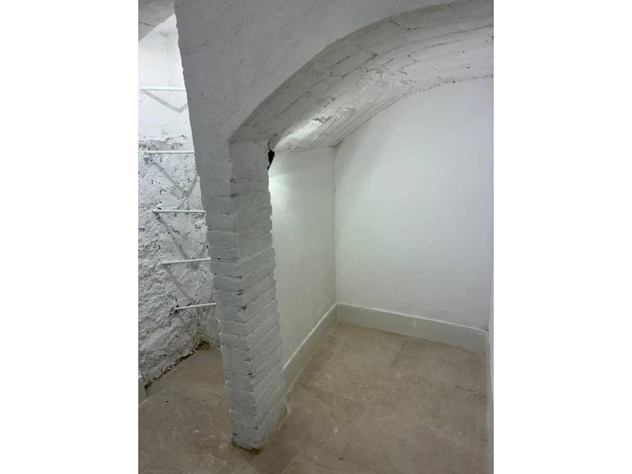 locales-comerciales en barcelona-capital · el-raval 249000.00€