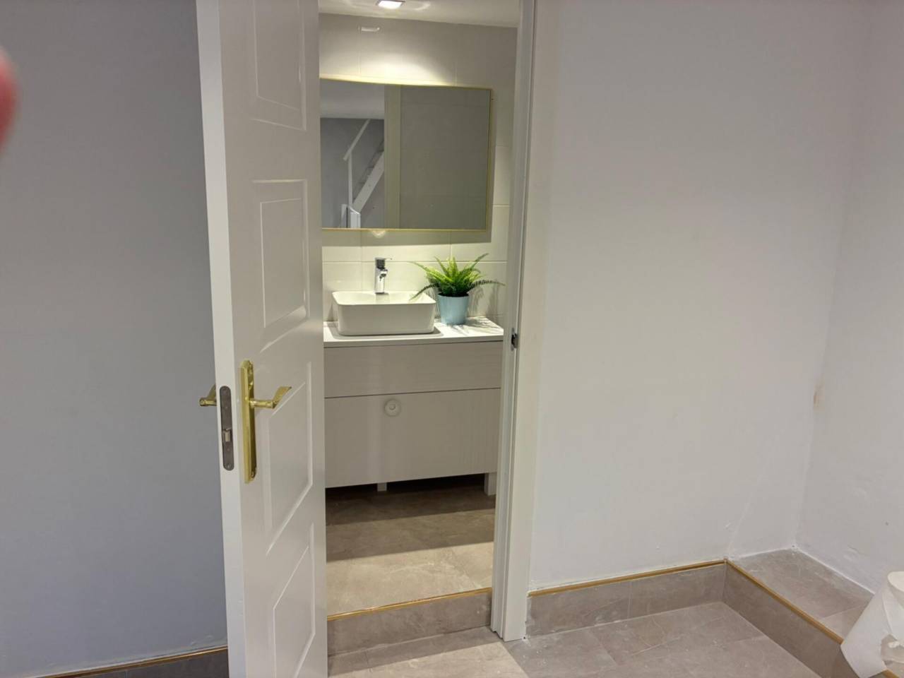 locales-comerciales en barcelona-capital · el-raval 249000.00€