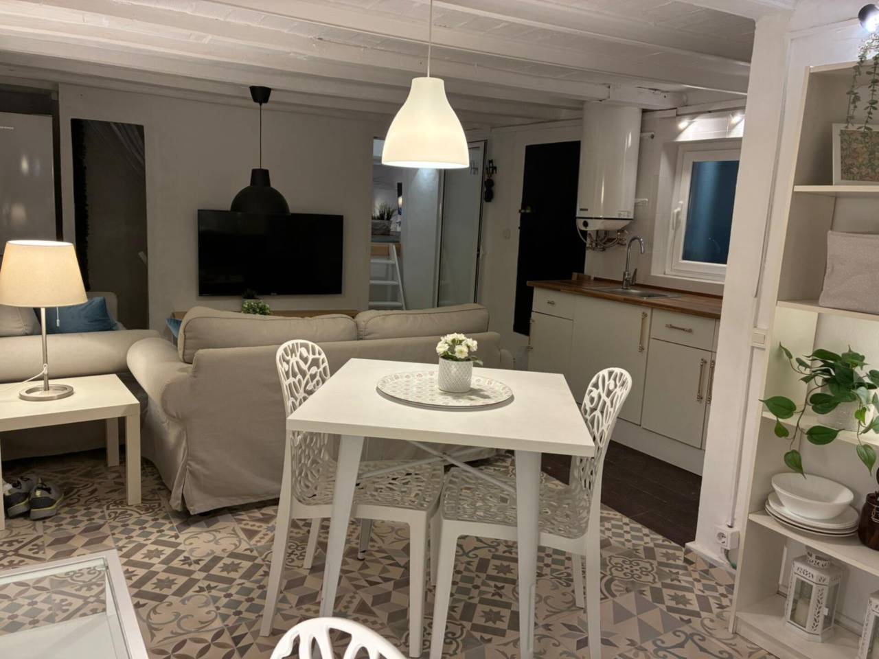 locales-comerciales en barcelona-capital · el-raval 249000.00€