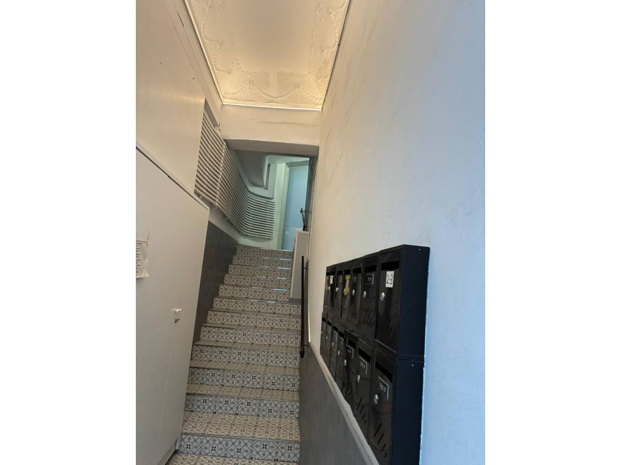 locales-comerciales en barcelona-capital · el-raval 249000.00€