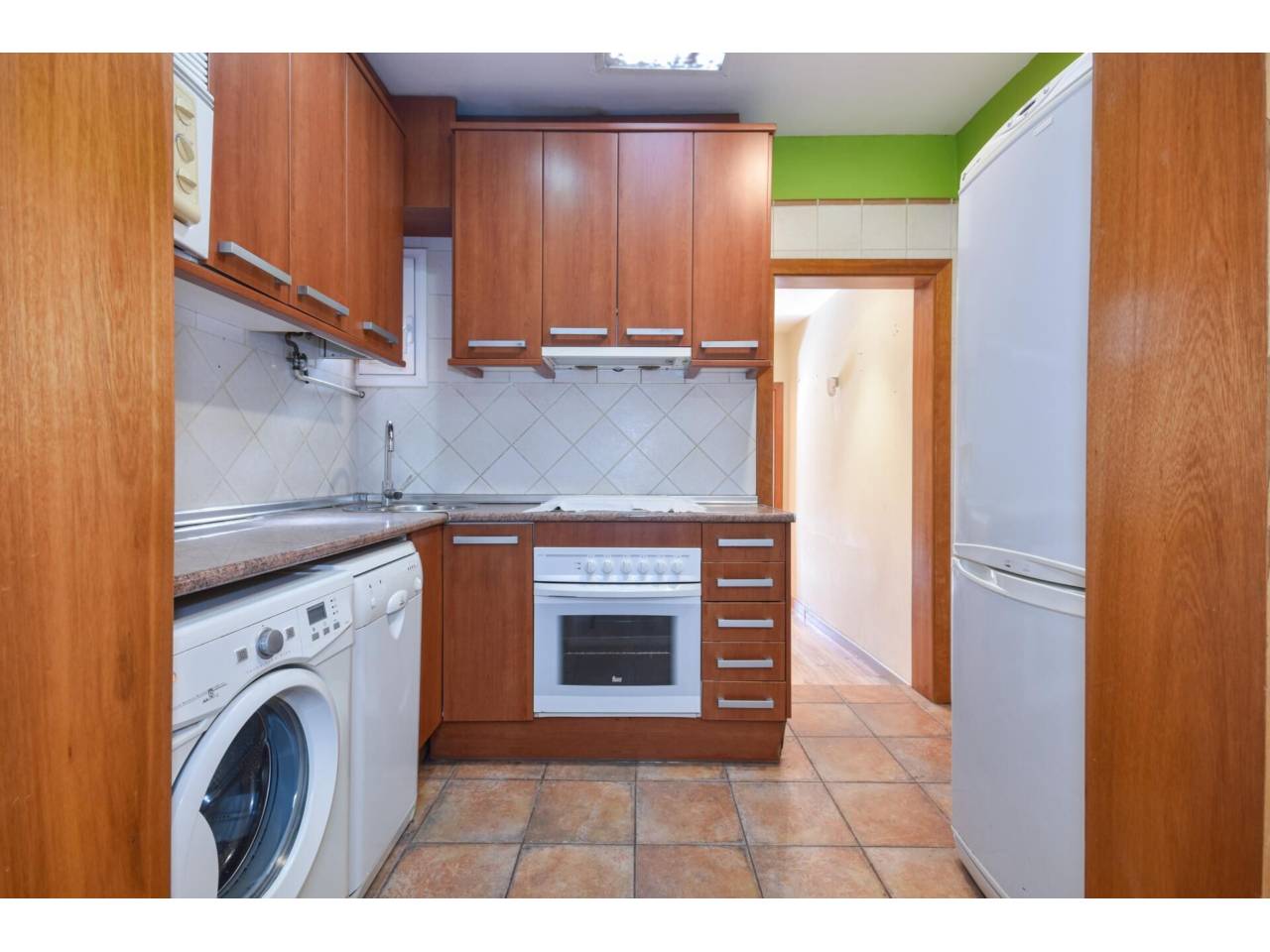 chalet-adosado en barcelona-capital · la-font-d'en-fargues 285000.00€