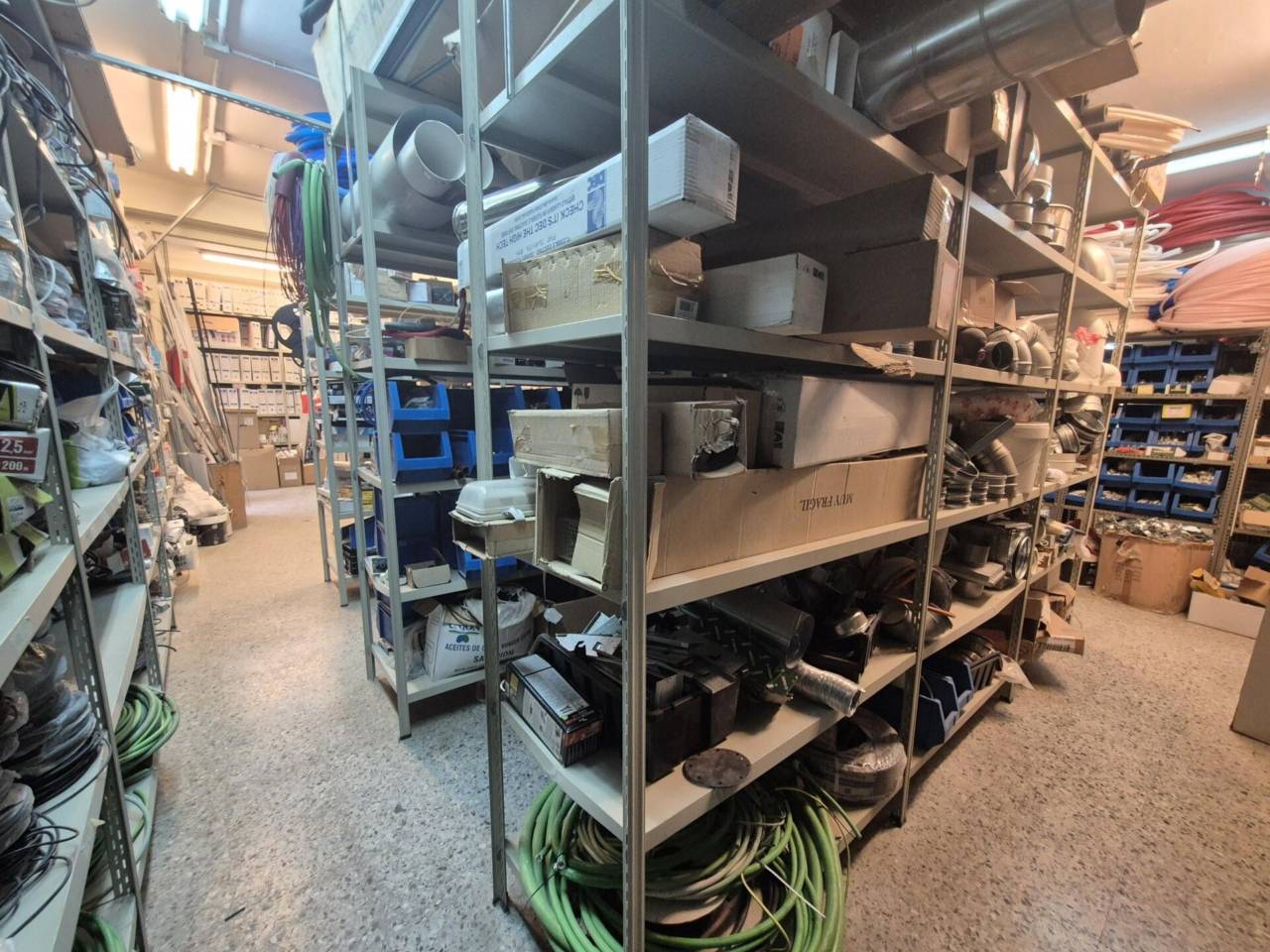 locales-comerciales en barcelona-capital · sant-andreu 262000.00€