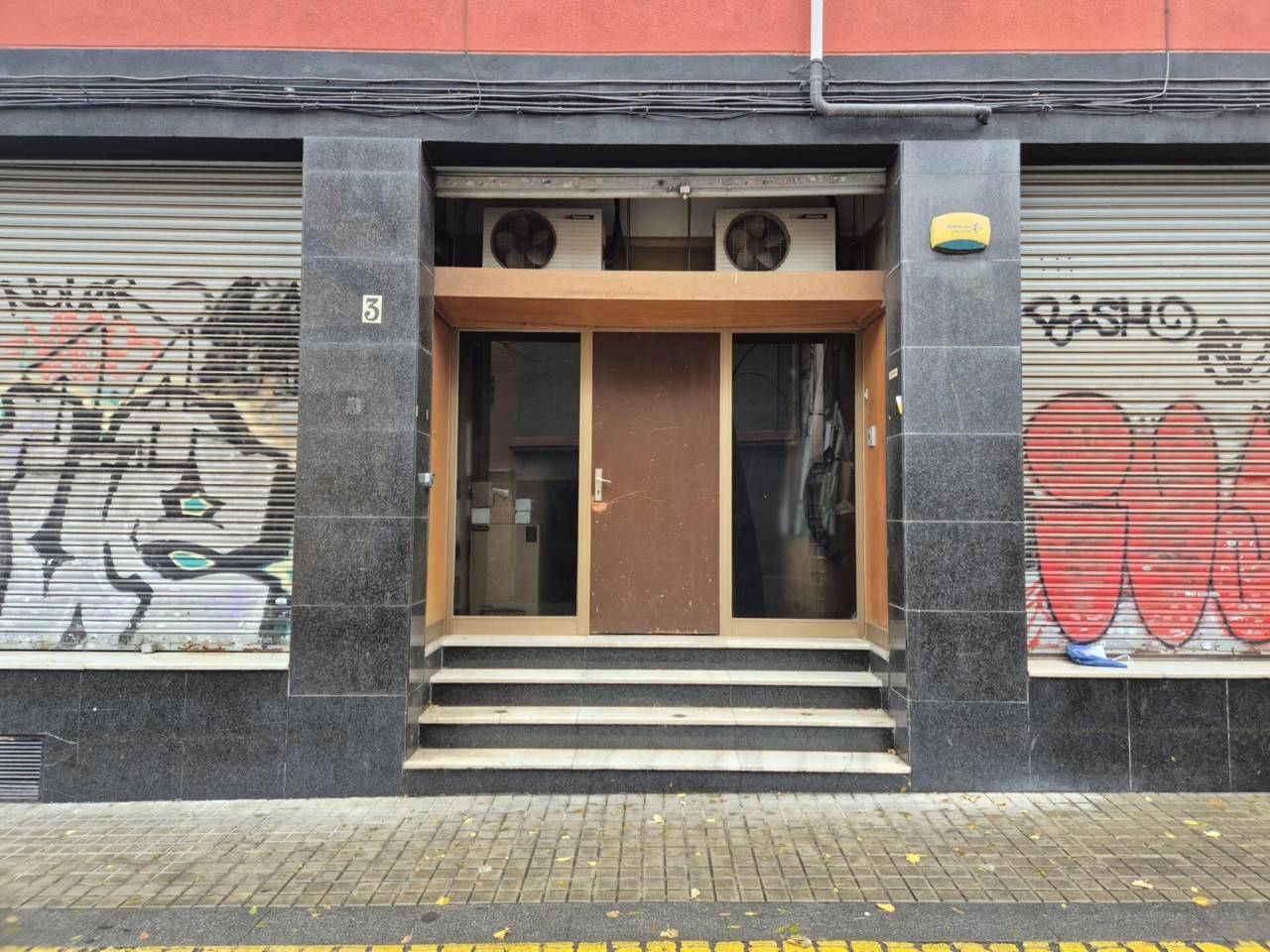 locales-comerciales en barcelona-capital · sant-andreu 262000.00€