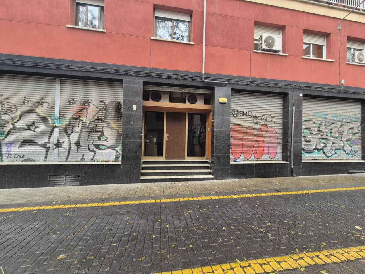 locales-comerciales en barcelona-capital · sant-andreu 262000.00€